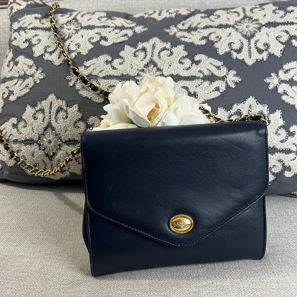 ⭐️Monet Vintage Navy Genuine Blue Leather Gold Chain Crossbody⭐️Rich looking! - Picture 1 of 10